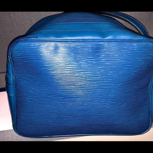 Additional photos of Louis Vuitton Epi noe GM - Picture 4 of 8